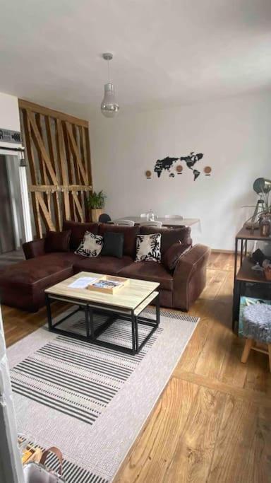 Appartement Dol De Bretagne Centre 多尔德布列塔尼 外观 照片